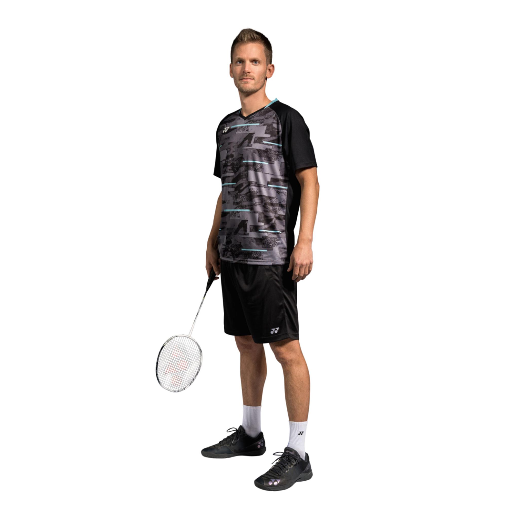 Yonex