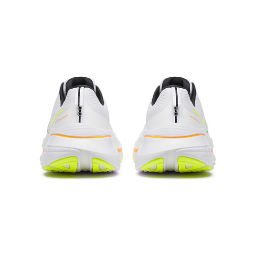 Saucony