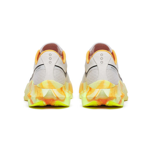 Saucony